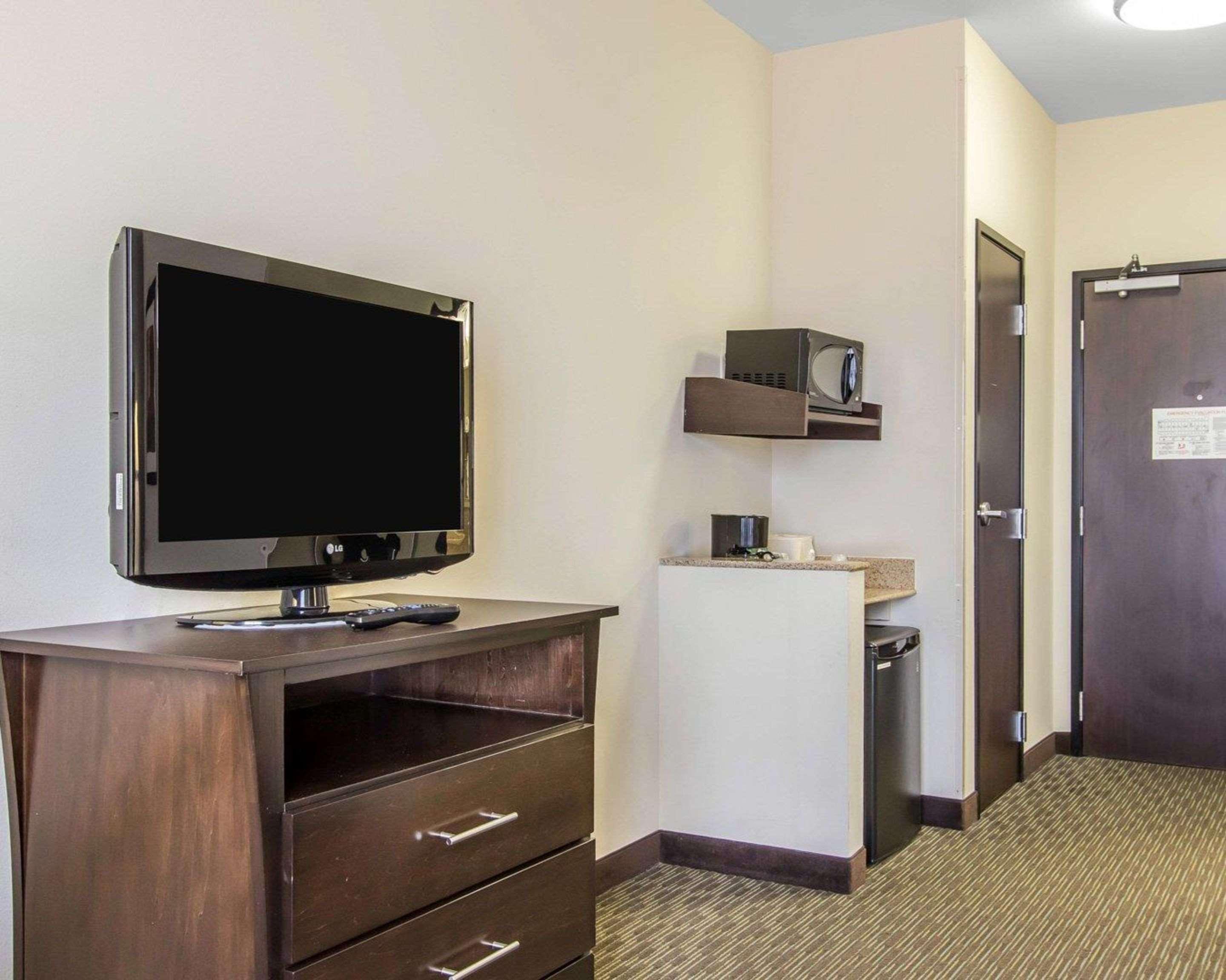 Comfort Inn & Suites Oklahoma City West - I-40 Exterior foto