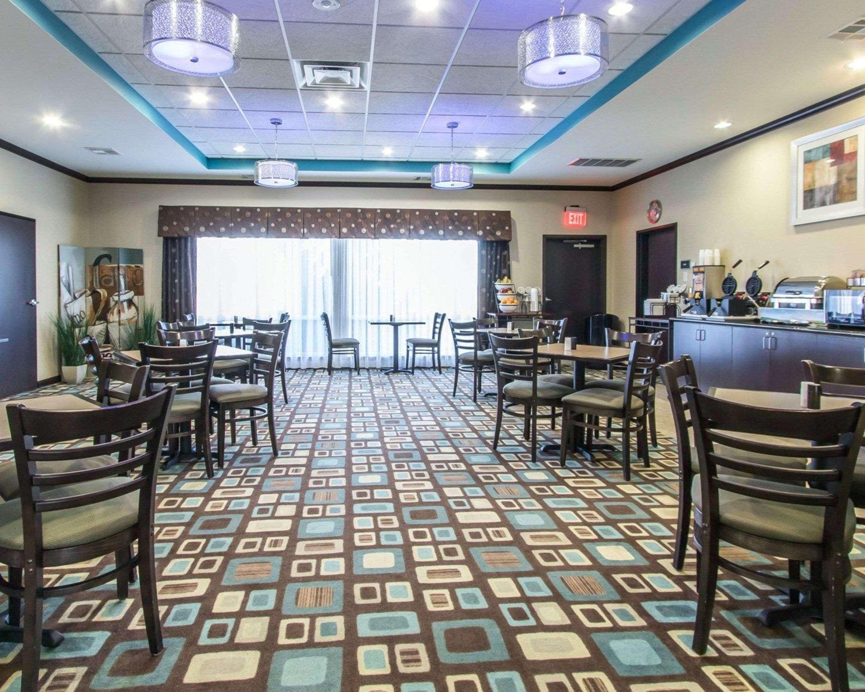Comfort Inn & Suites Oklahoma City West - I-40 Exterior foto