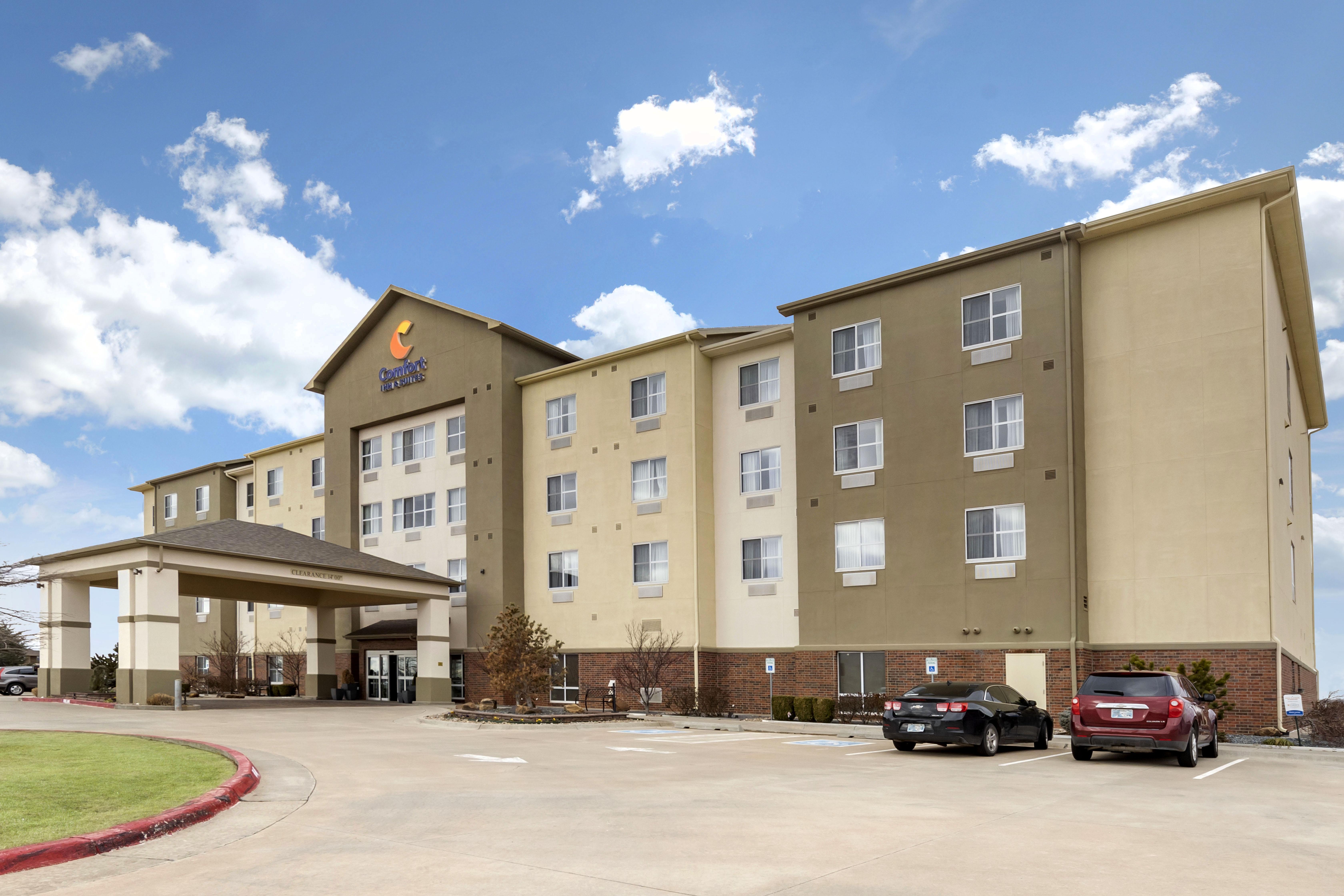 Comfort Inn & Suites Oklahoma City West - I-40 Exterior foto